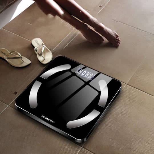 CHARGING BLUETOOTH FAT SCALE